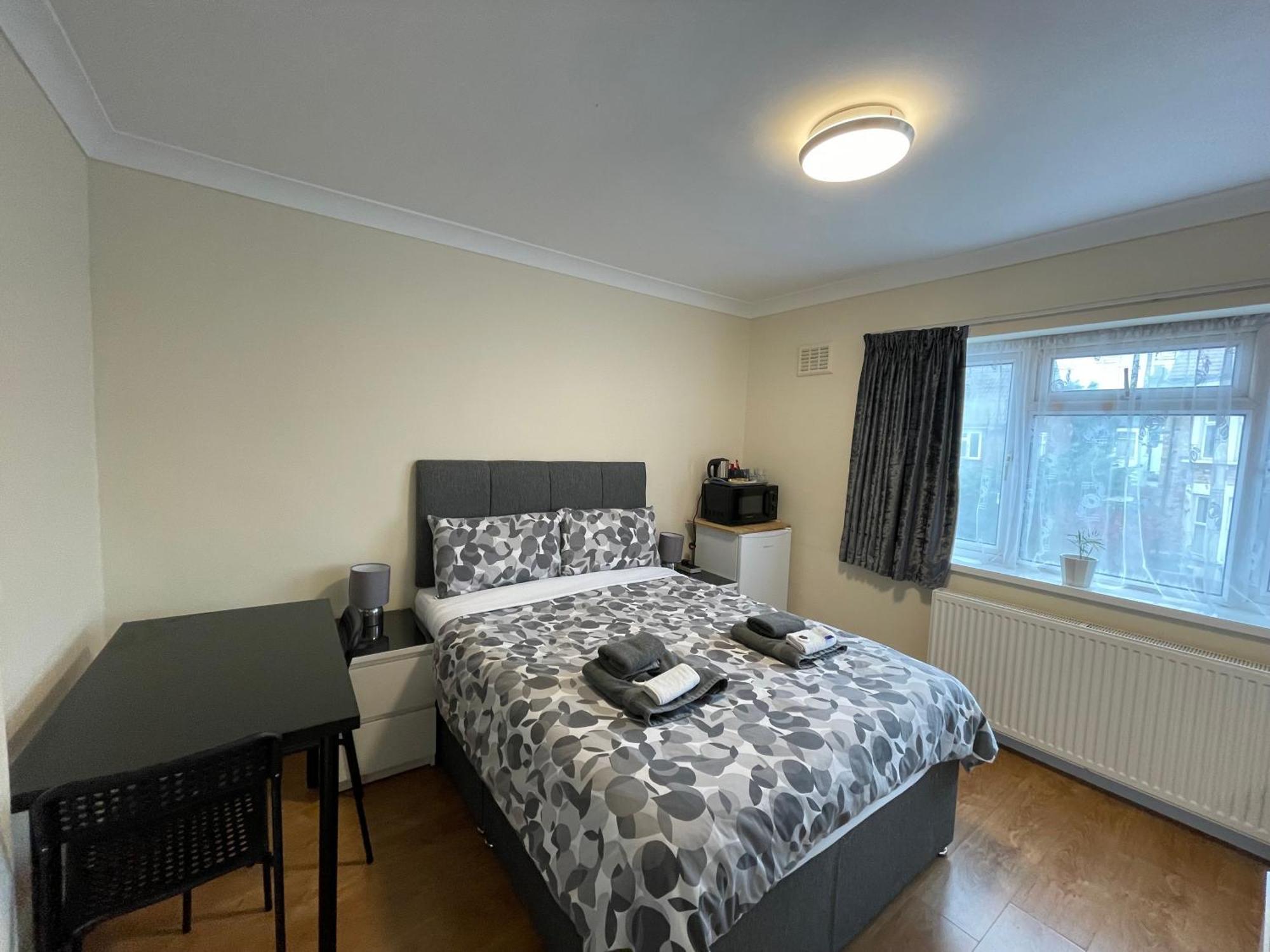 Kensal Lodge Guest House 伦敦 外观 照片